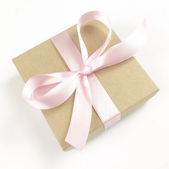 Gold Crystal Watch - Picture 6 of 7